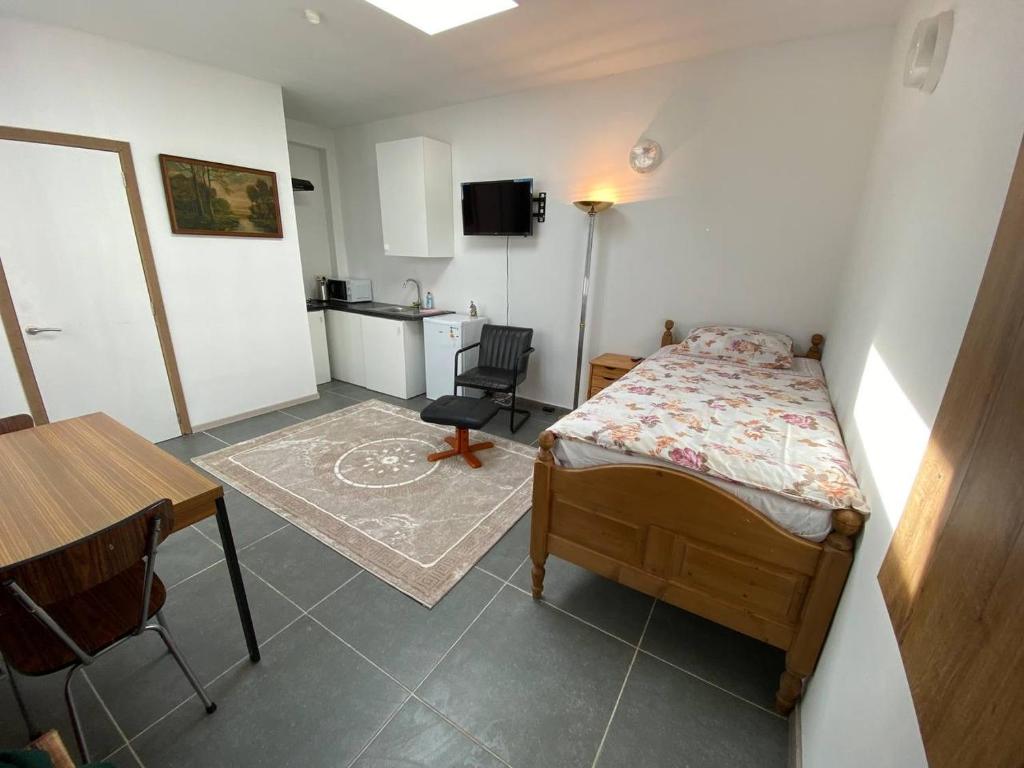 Sweet home Antwerpen room 1