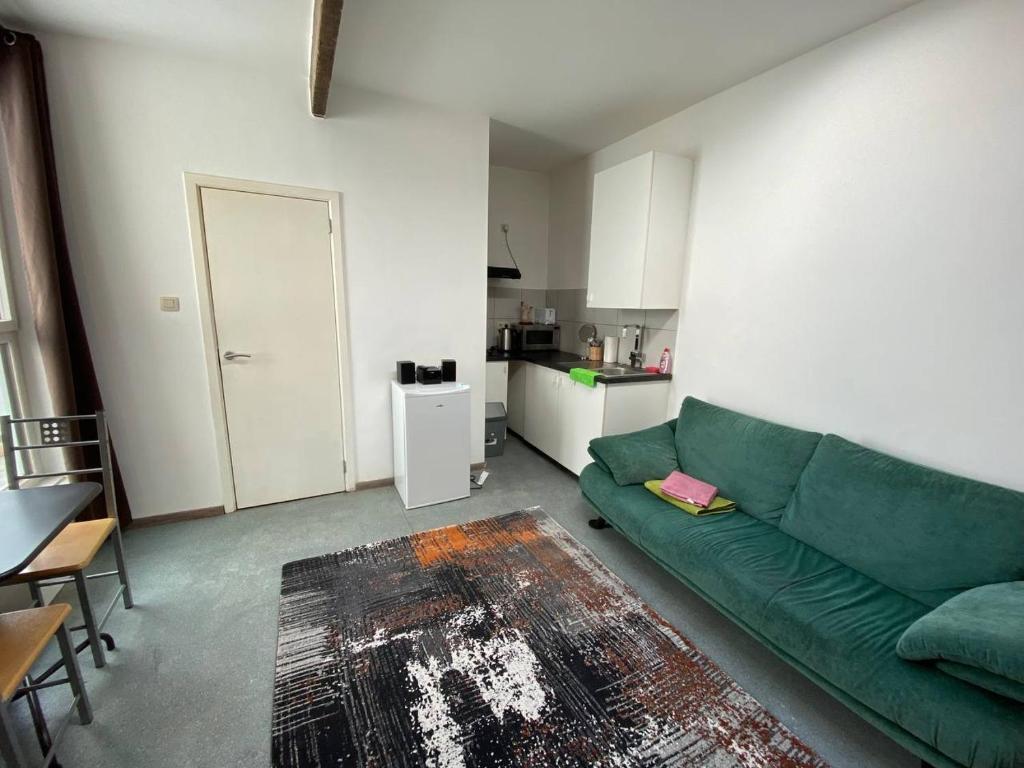 Sweet home Antwerpen room 3