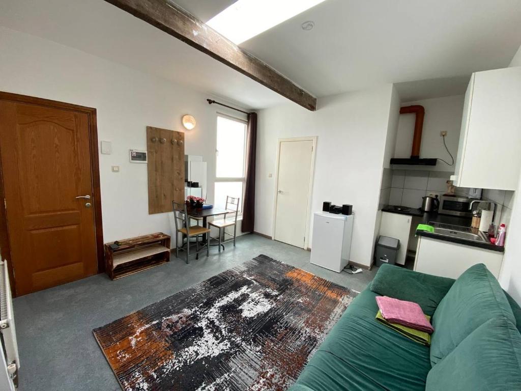 Sweet home Antwerpen room 4